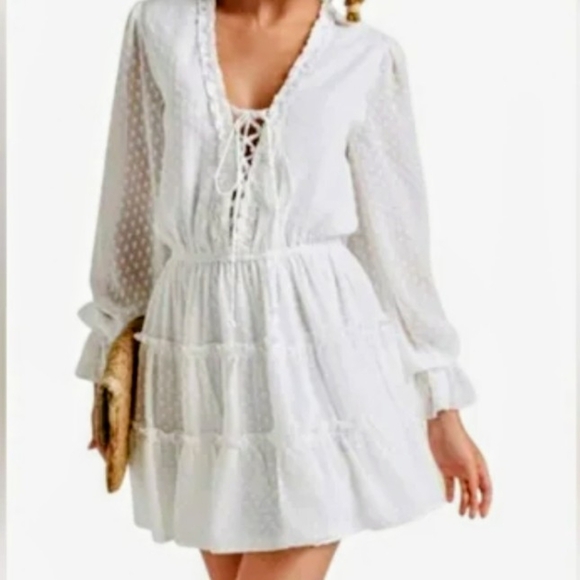 VENUS White Tiered Lace-Up Long Sleeve Dress Small NWOT - Picture 1 of 9